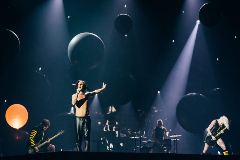 Predstavnici Finske na Eurosongu 2022. The Rasmus tijekom drugog polufinala u Torinu