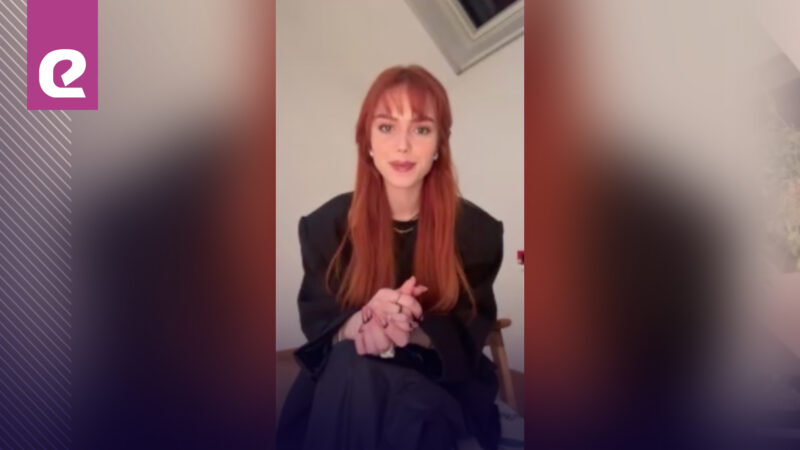 Screenshot iz intervjua sa Zonom povom nastupa na Pesmi za Evroviziju 2026 sa pesmom Čairi